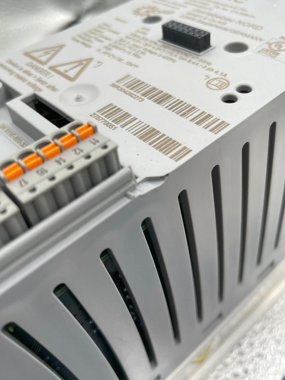 NORDAC PRO SK 511E-550-323-A-C-TR1 Frequenzumrichter 0,55 kW, 1/3~ 200–240 V, IP20 - Bild 8