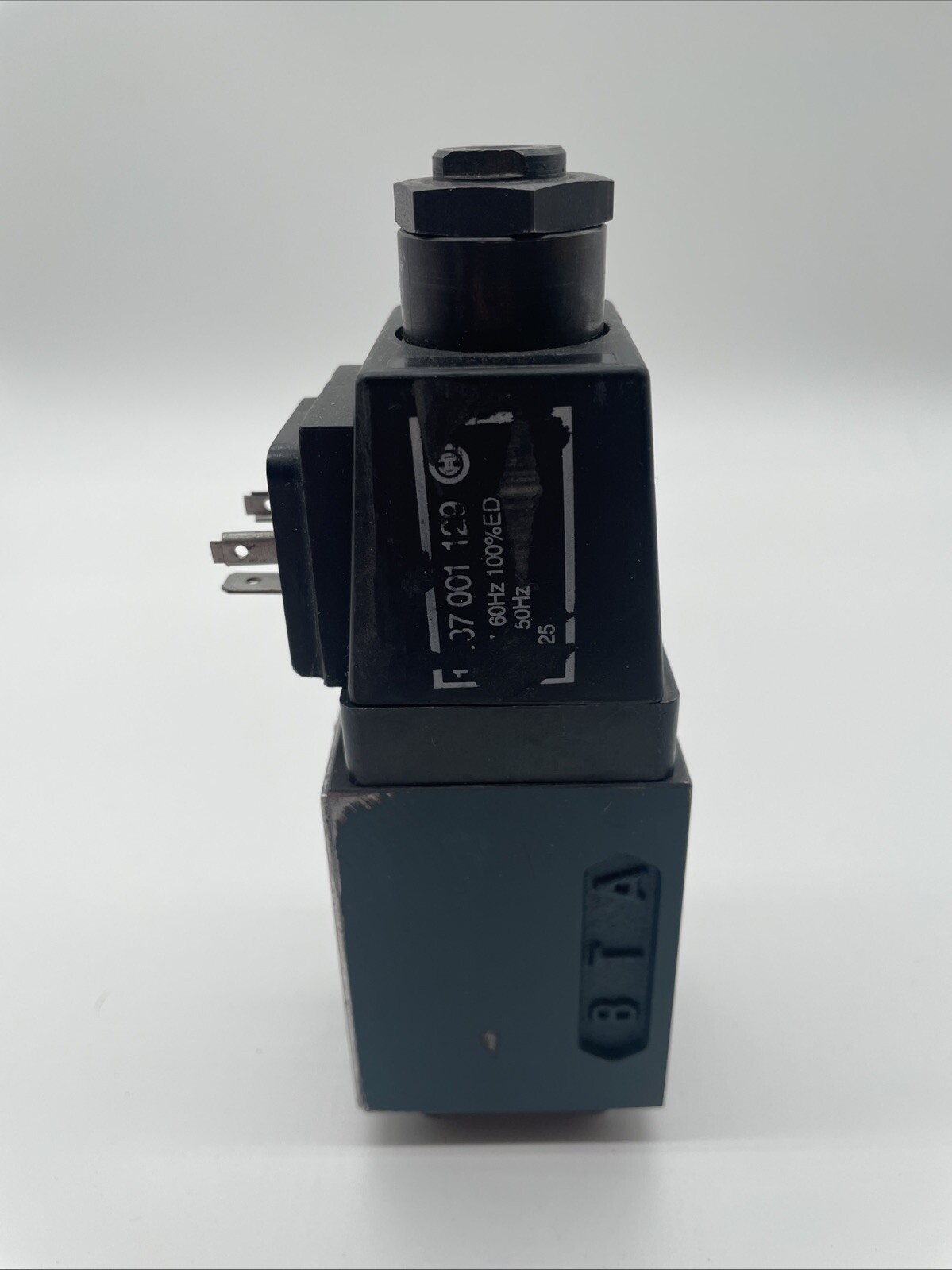 BOSCH Rexroth 081WV06P1V114WS220/50B0 Wegeventil (0 810 091 082) - Bild 6