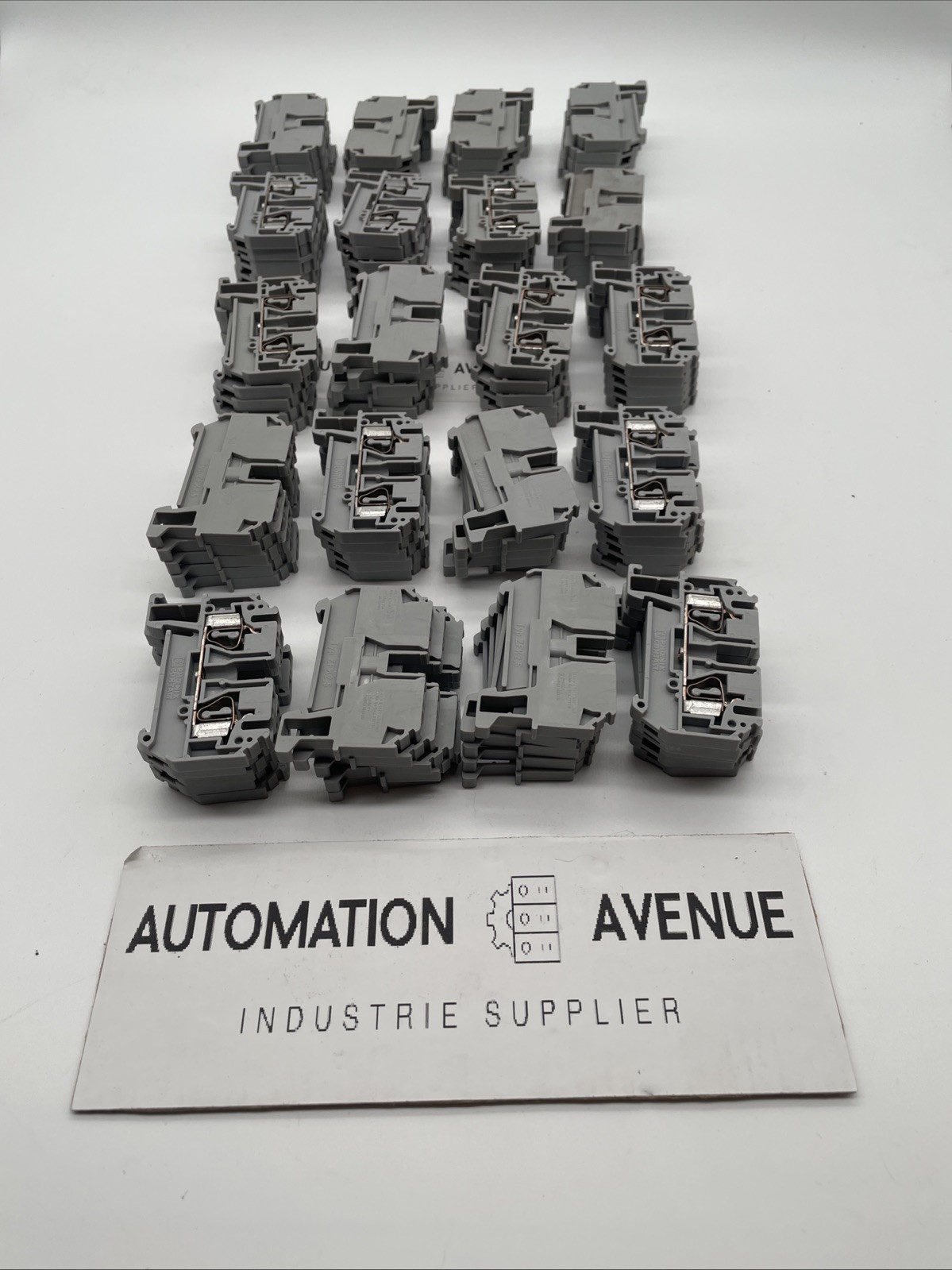 100x Phoenix Contact Durchgangsklemmen ZFK 2,5 (Modell unbestimmt)