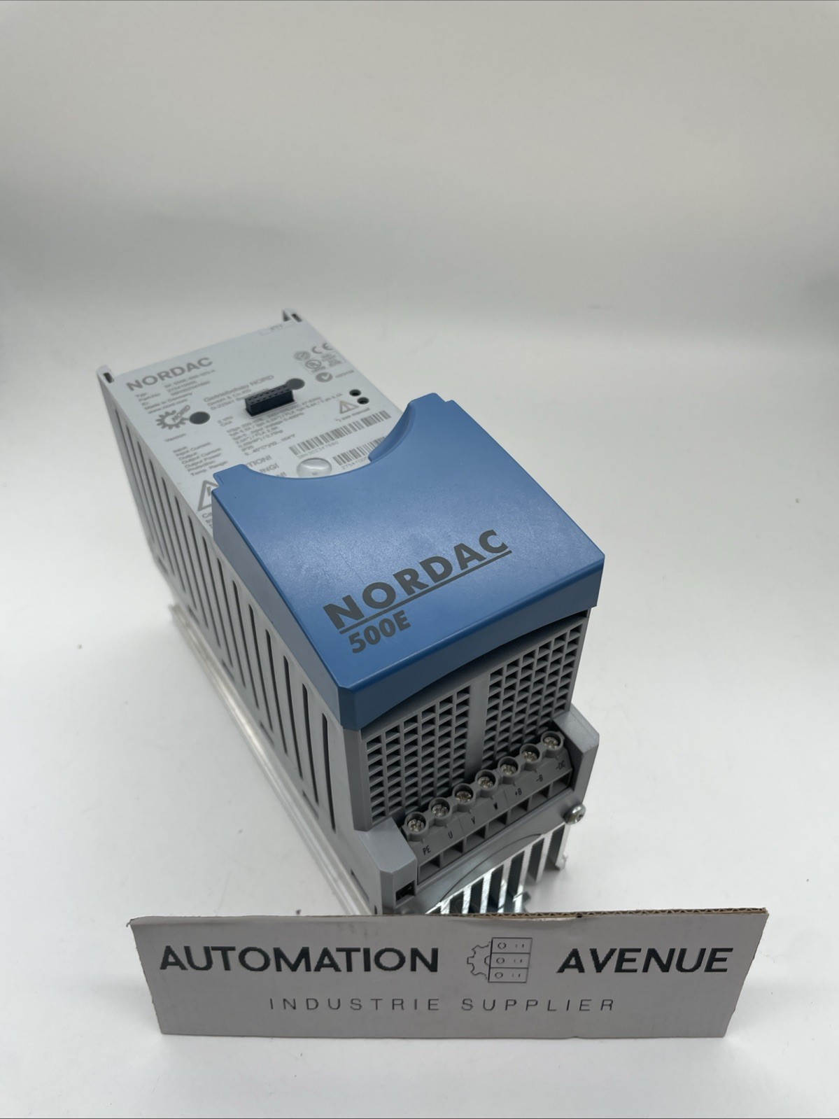 NORDAC SK 500E-550-323-A Frequenzumrichter, 0,55 kW, 200–240 V, IP20