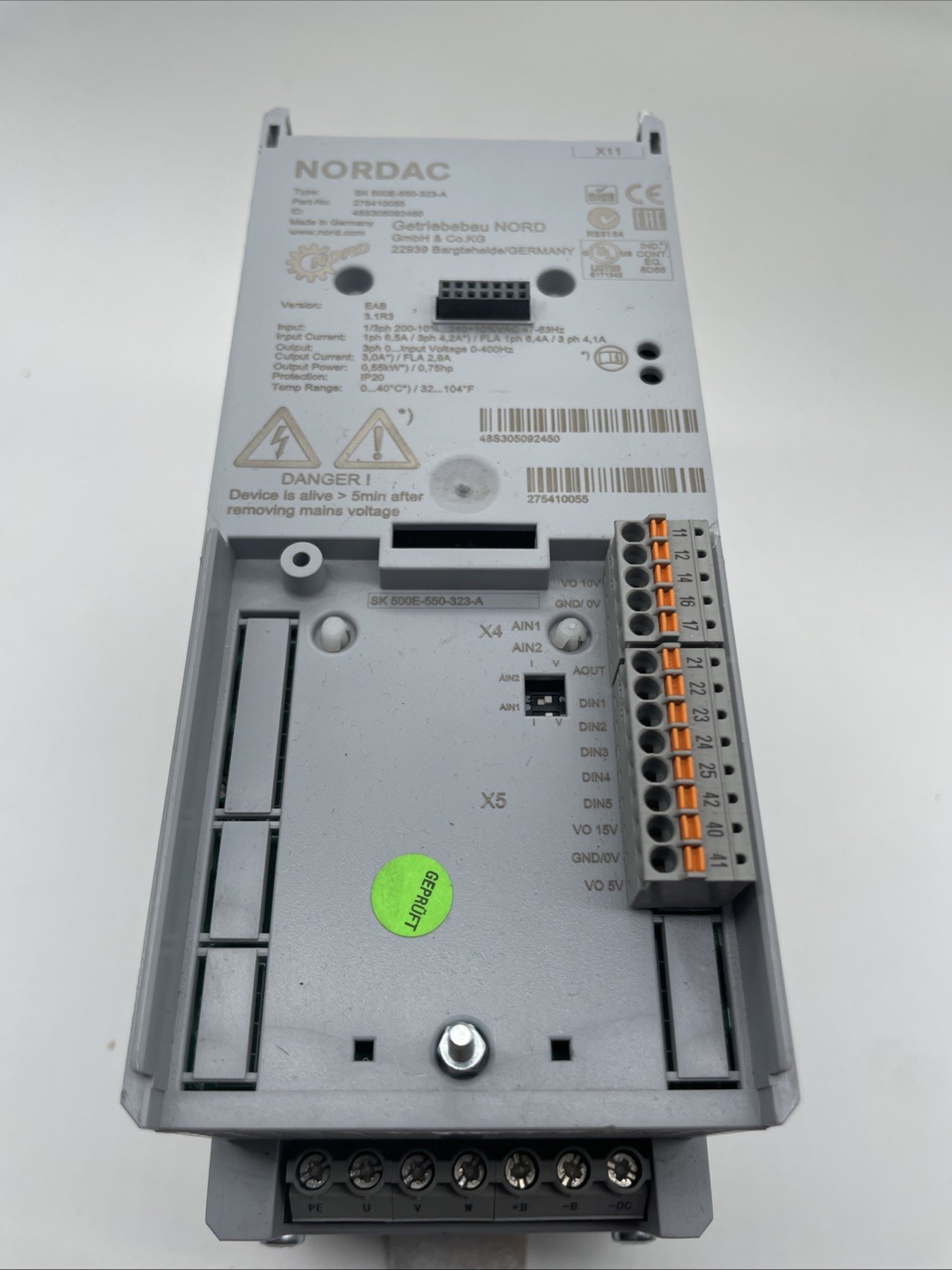 NORDAC PRO SK 500E-550-323-A – 0,55 kW Frequenzumrichter, 1~/3~ 200–240 V, IP20 - Bild 2
