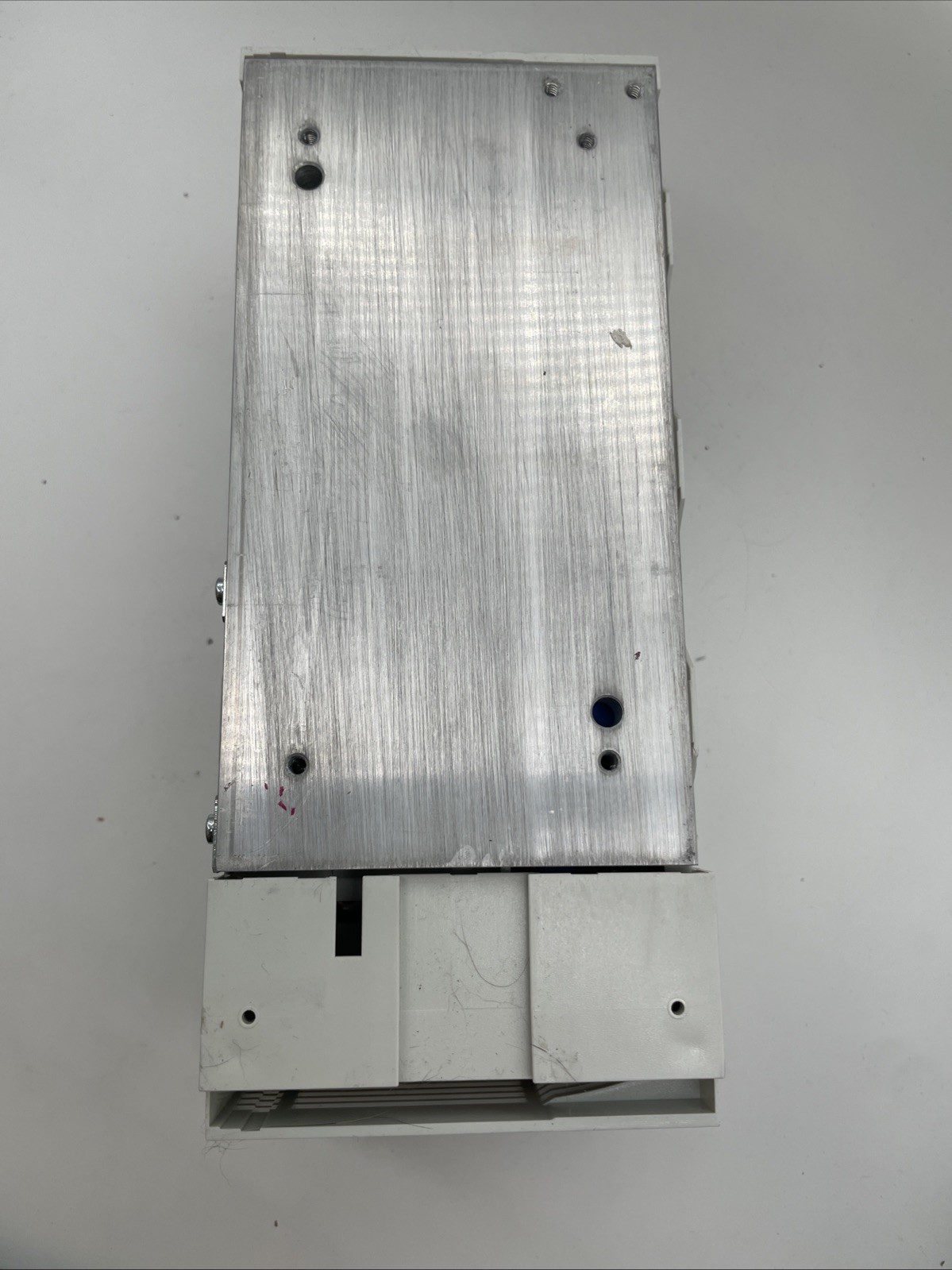 Lenze E82EV552-4C929 Frequenzumrichter 5,5 kW (8200 vector, 3×400/500 V) - Bild 5