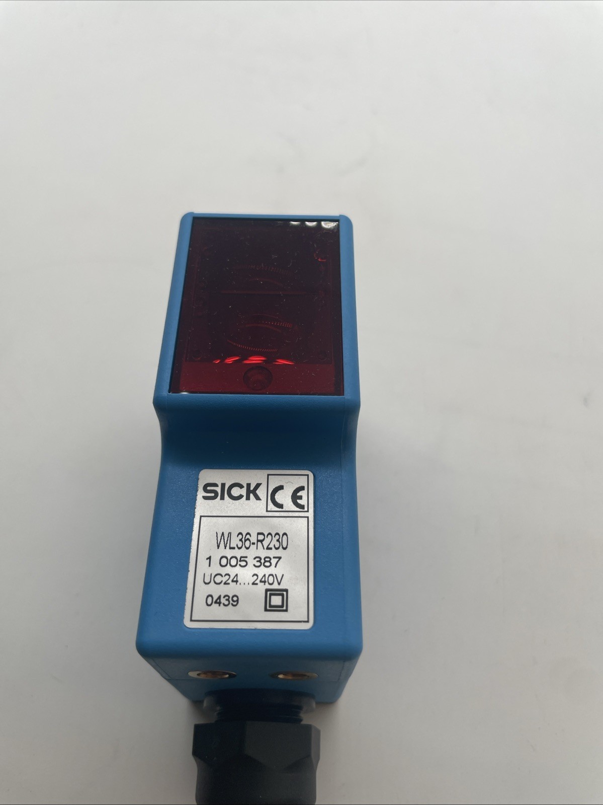 SICK WL36-R230 Kubischer optischer Sensor / Reflexions-Lichtschranke / Reichweite 22 m - Bild 2
