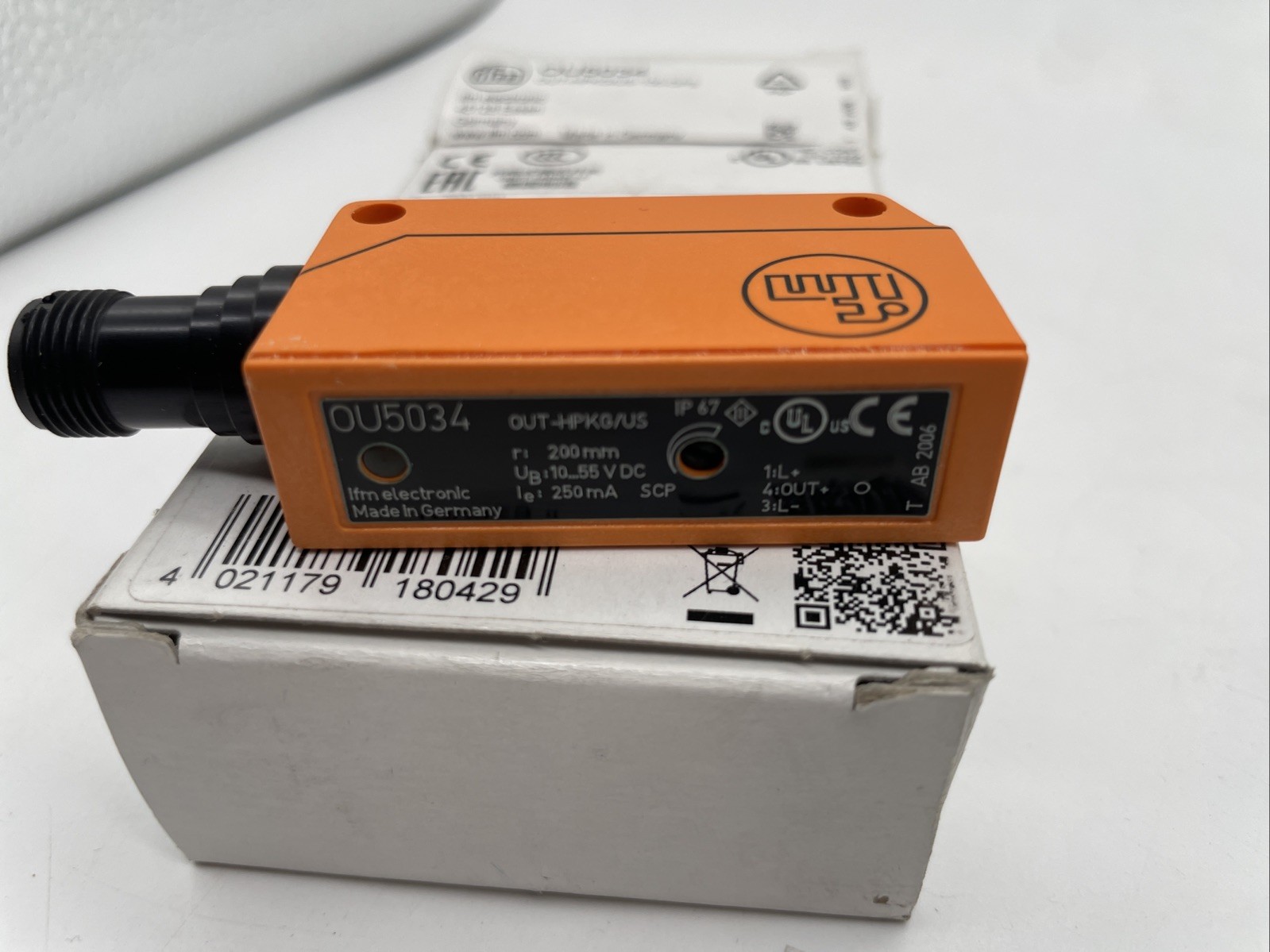 ifm OU5034 (OUT-HPKG/US-100-DPS) Reflexlichttaster, PNP, Hellschaltung, 200 mm, IP67 - Bild 2