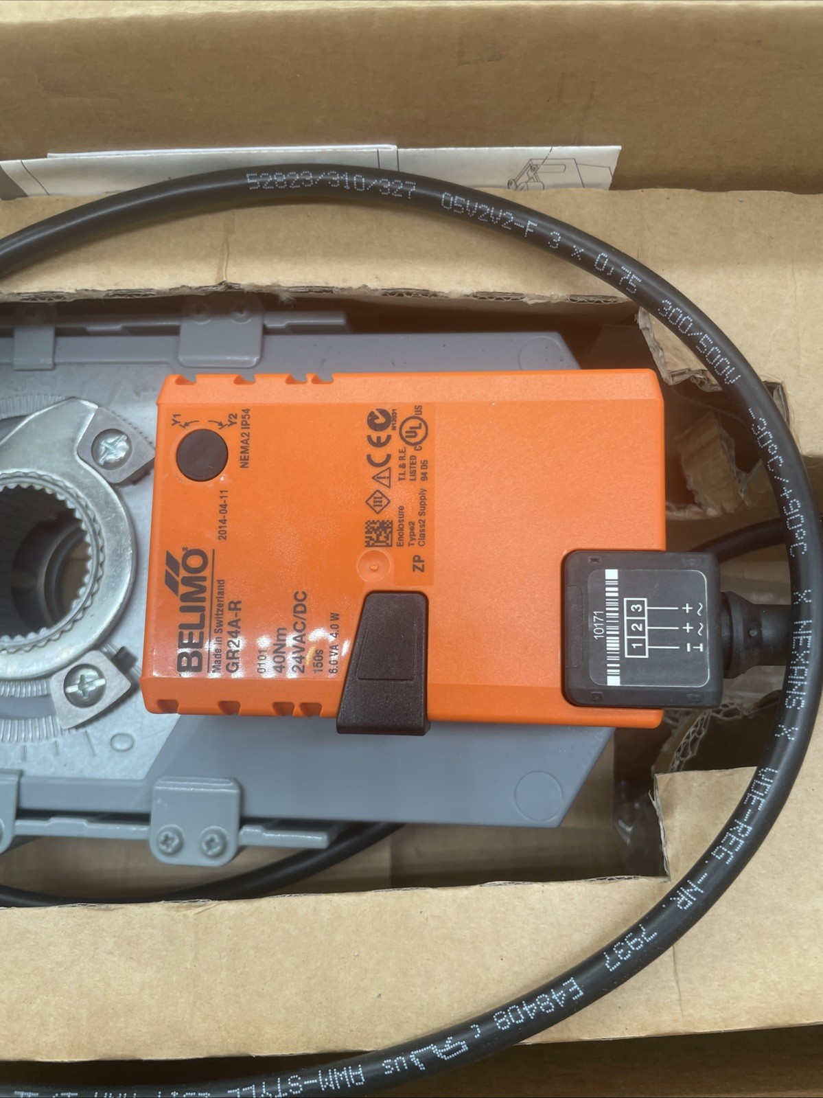 Belimo GR24A-R Drehantrieb 40 Nm, 24 V AC/DC, IP54, 150 s - Bild 2