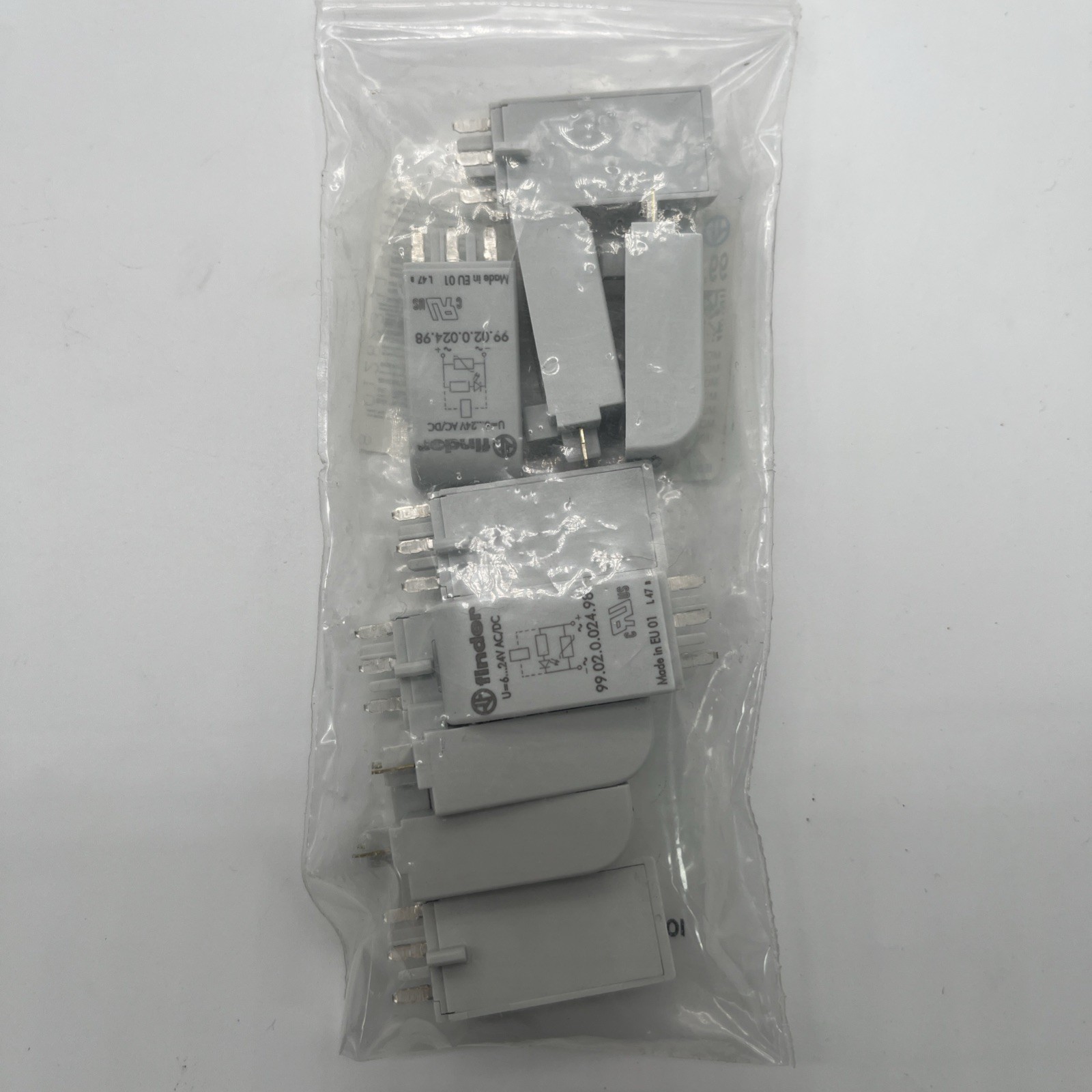 Finder 99.02.0.024.98 LED+Varistor Modul – 10 Stück - Bild 3