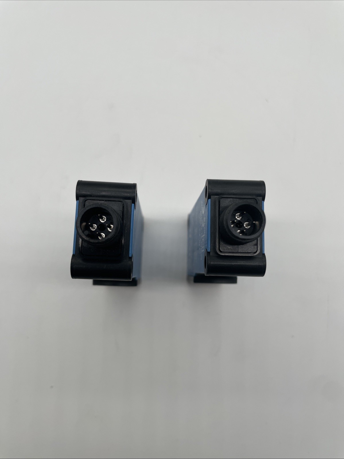 2x SICK WS18-3D430 Einweg-Lichtschranke (Sender) 20 m – W18-3, PNP, M12 - Bild 7