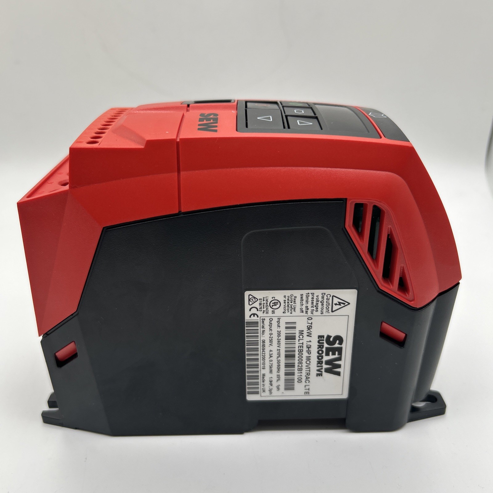 SEW Eurodrive Movitrac LTE Frequenzumrichter (MCLTEB00082B1100) - Bild 2