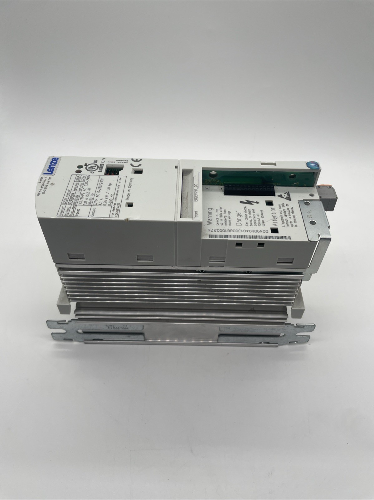 Lenze 8200 Series Frequency Inverter E82EV751-2C902 0.75 kW - Bild 6