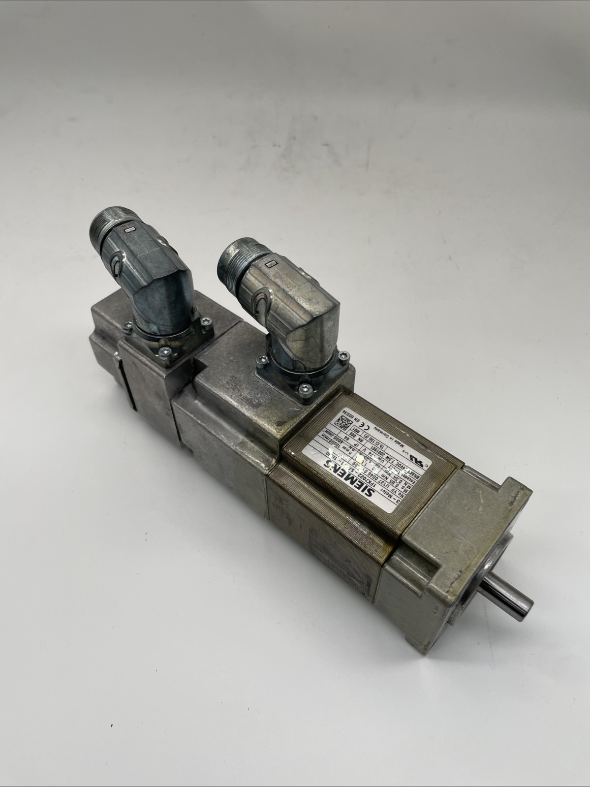 Siemens SIMOTICS S Servo Motor 1FK7022-5AK71-1HH0, 0.38 kW, 6000 rpm, with holding brake