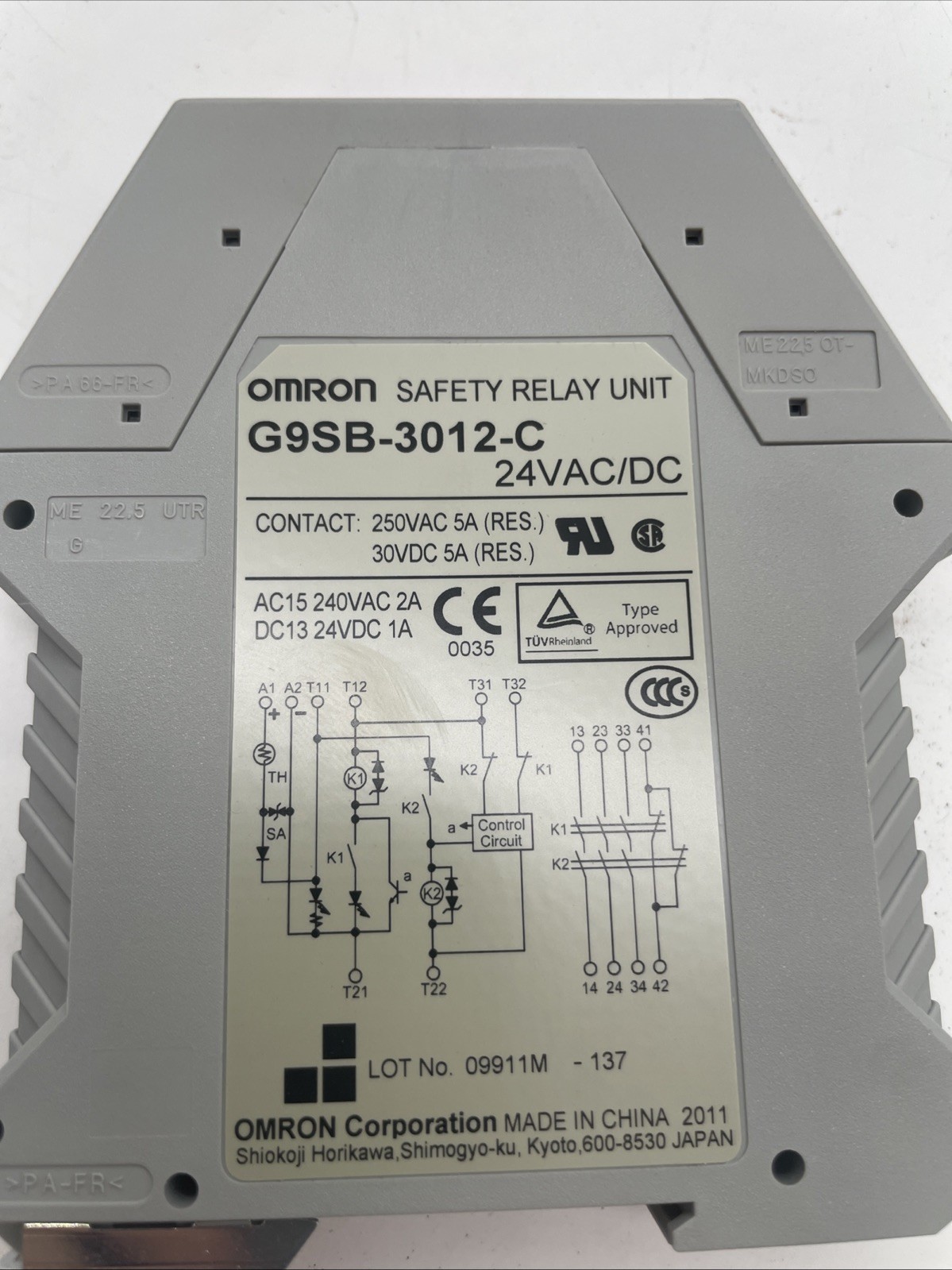 OMRON G9SB-3012-C Sicherheitsrelais 24V AC/DC, 3NO+1NC, manueller Reset - Bild 3