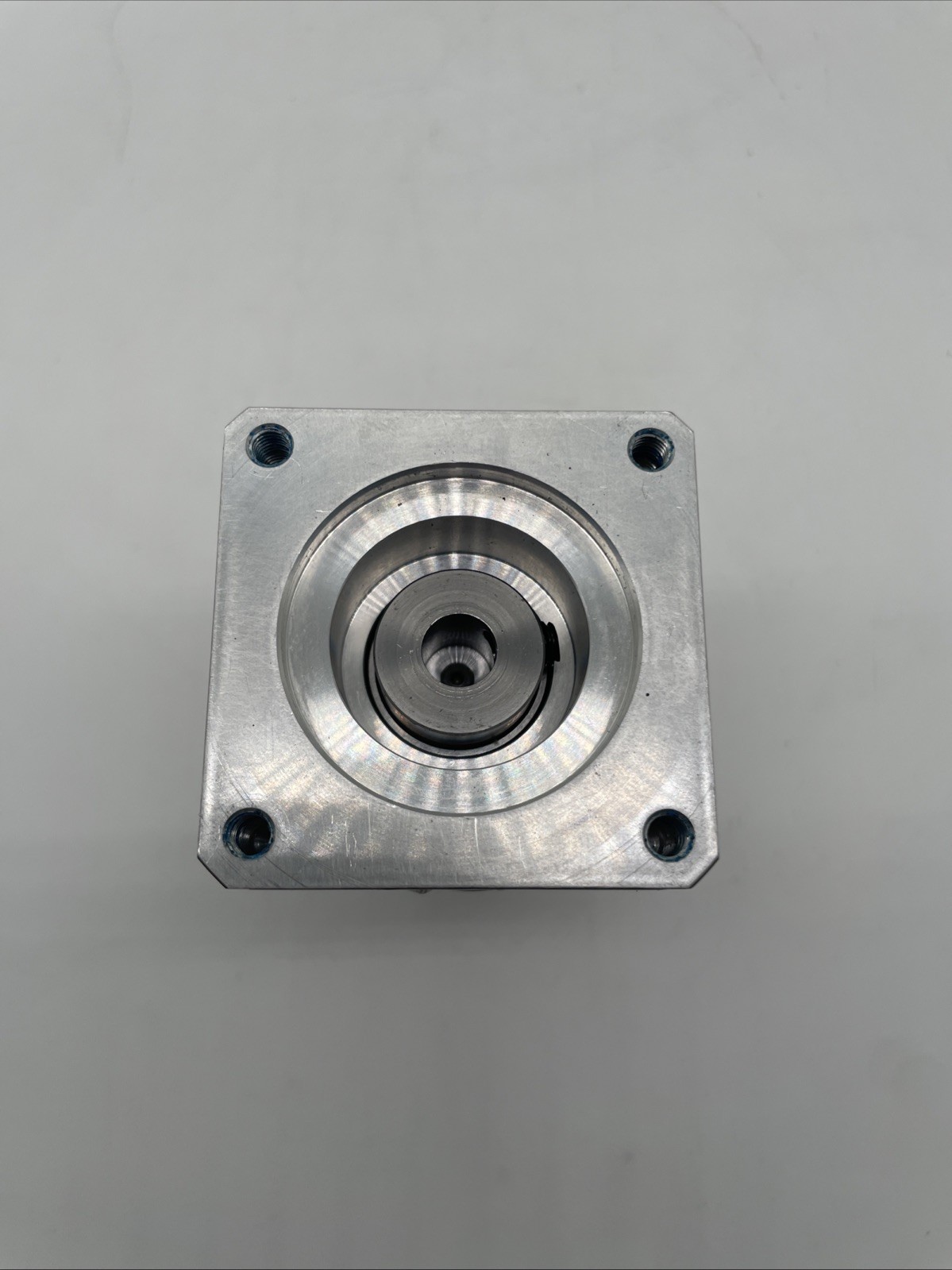 Neugart Planetengetriebe 8GP30-040--010S2L2 i=10 - Bild 4