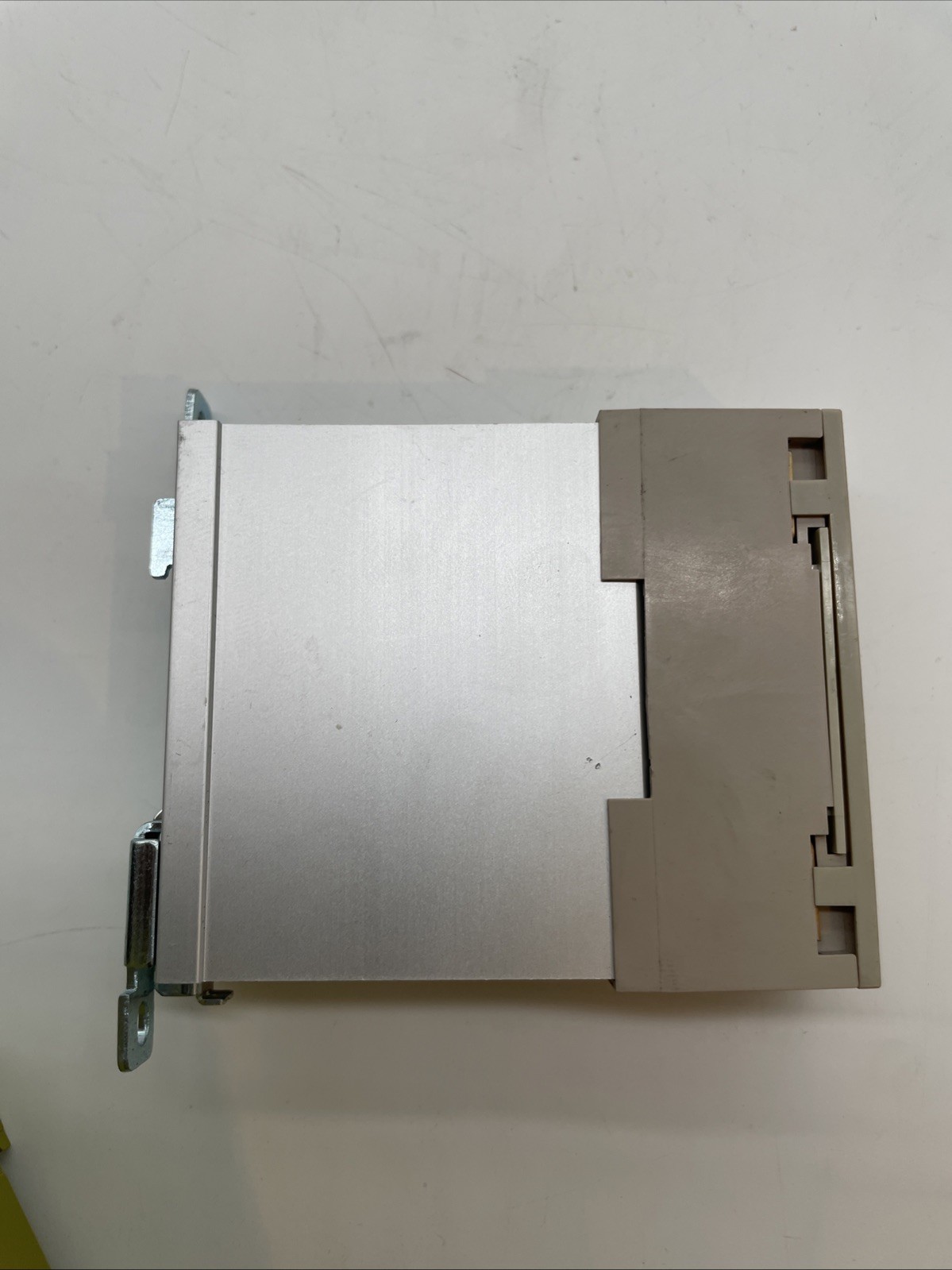Omron G3PA-210B-VD Kompaktrelais – SSR 10 A, 24–240 VAC, 5–24 VDC Eingang - Bild 3