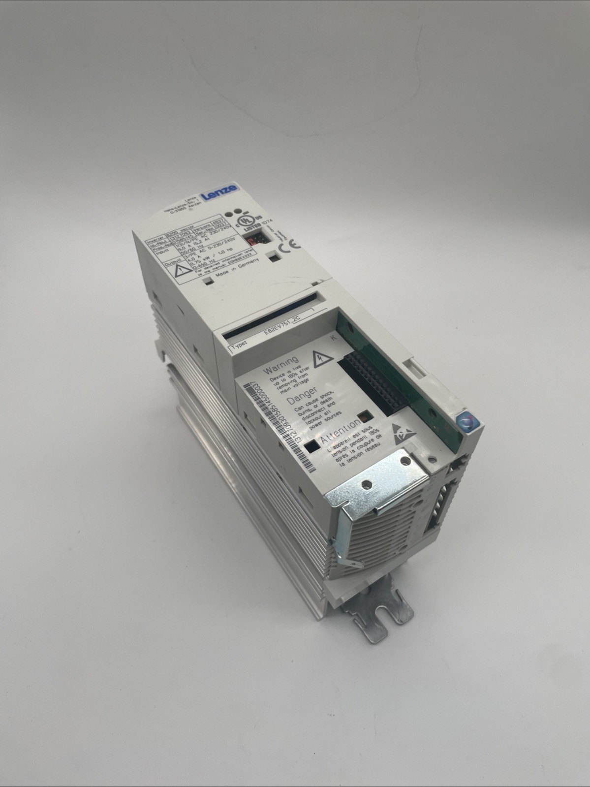 Lenze Frequenzumrichter E82EV751_2C 0,75KW