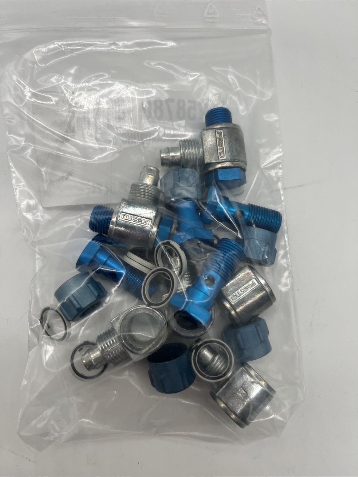 Festo LCK-1/8-PK-6 Winkel-Schnellverbinder, G1/8 auf 8/6 mm – CK-Serie - Bild 3