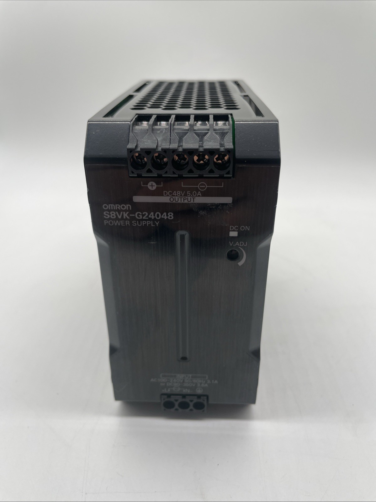 Omron S8VK-G24048 Schaltnetzteil 240W 48V DC 5A DIN-Schiene - Bild 2