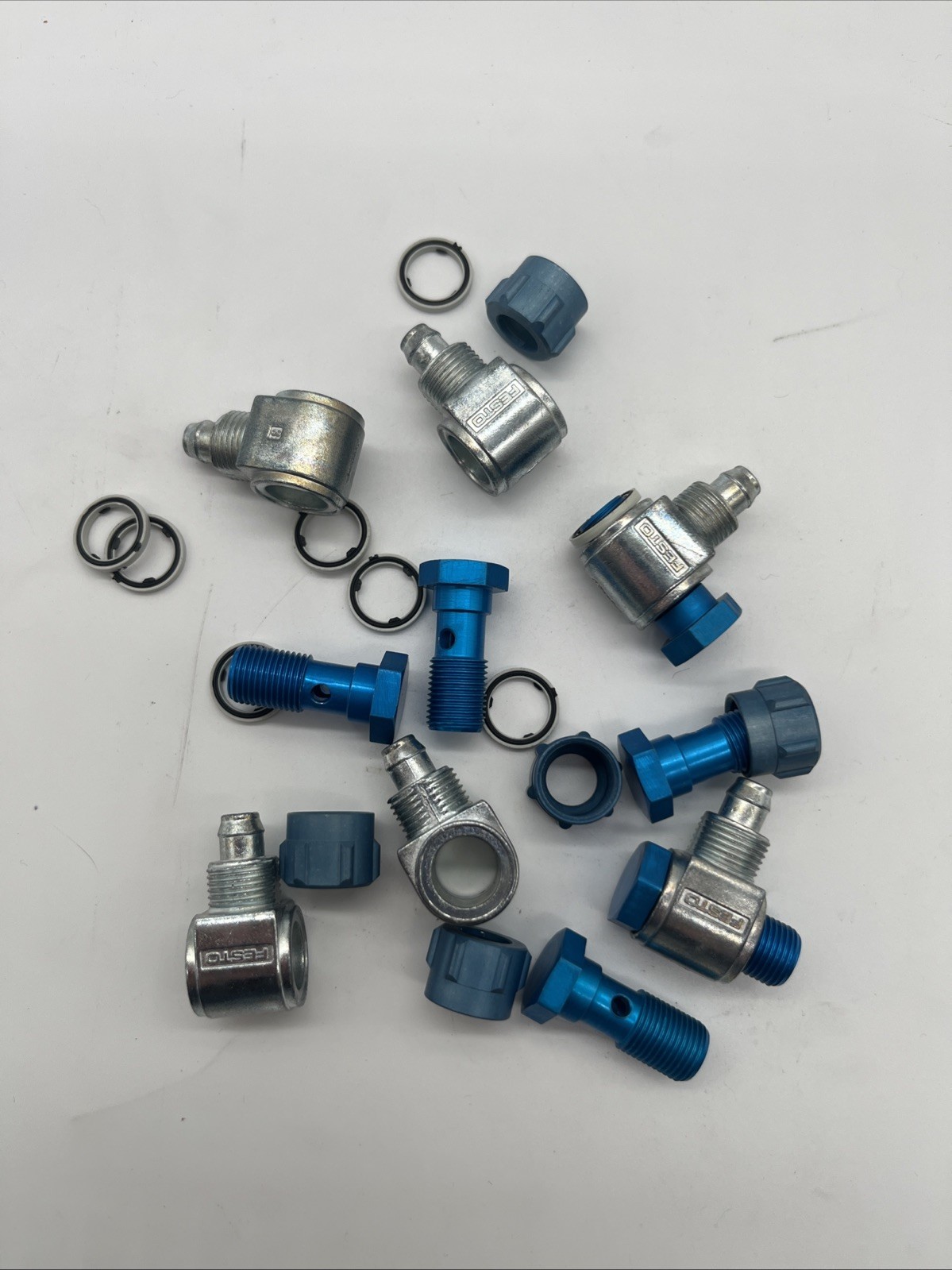 Festo LCK-1/8-PK-6 Winkel-Schnellverbinder, G1/8 auf 8/6 mm – CK-Serie - Bild 4