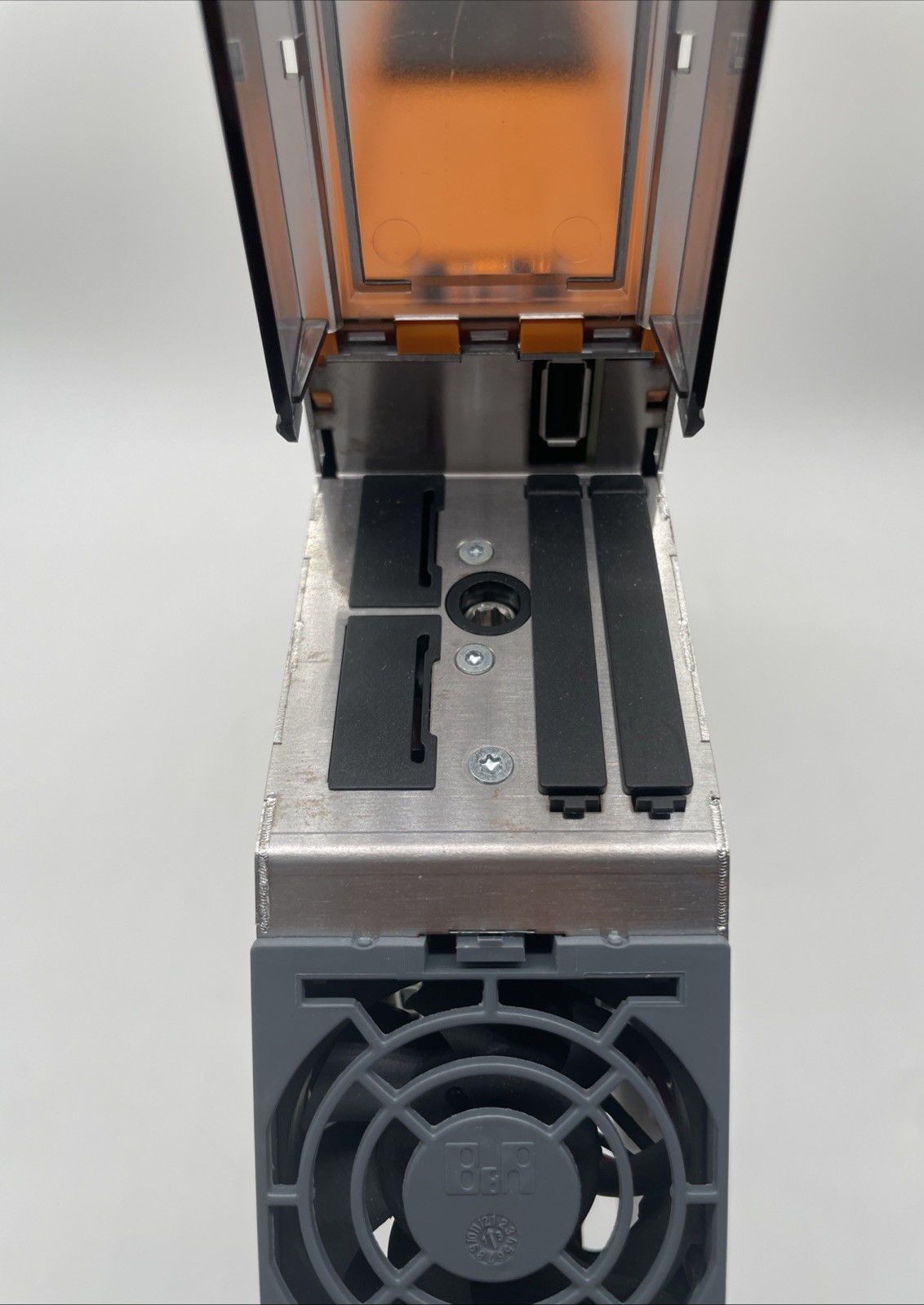 B&R APC820 Systemeinheit 5PC820.SX01-00 - Bild 6