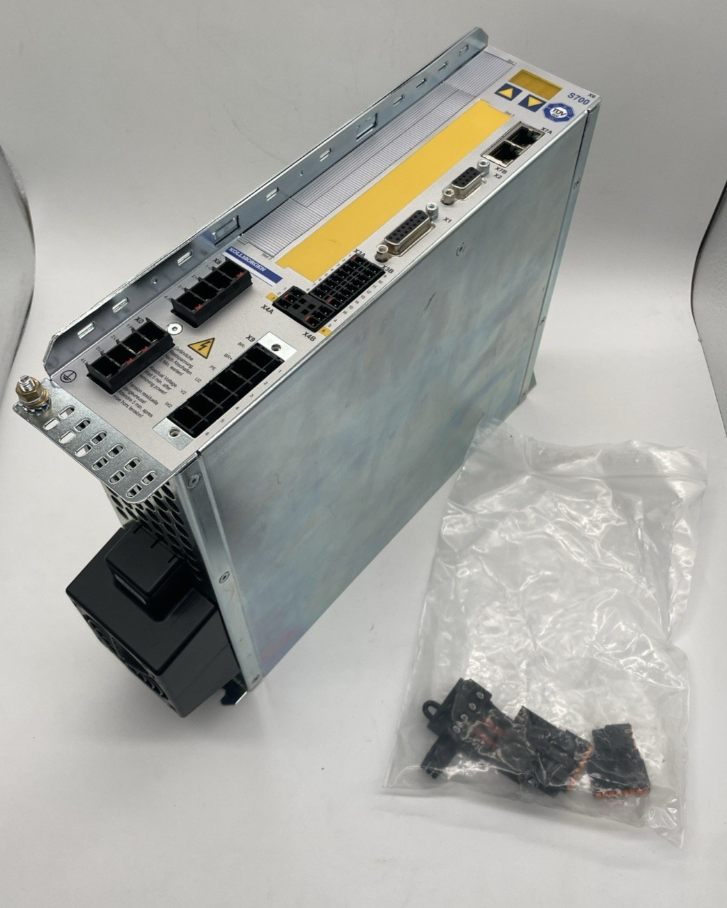 Kollmorgen S700 Servo Amplifier S70302-NANANA 2.2 kVA 3A
