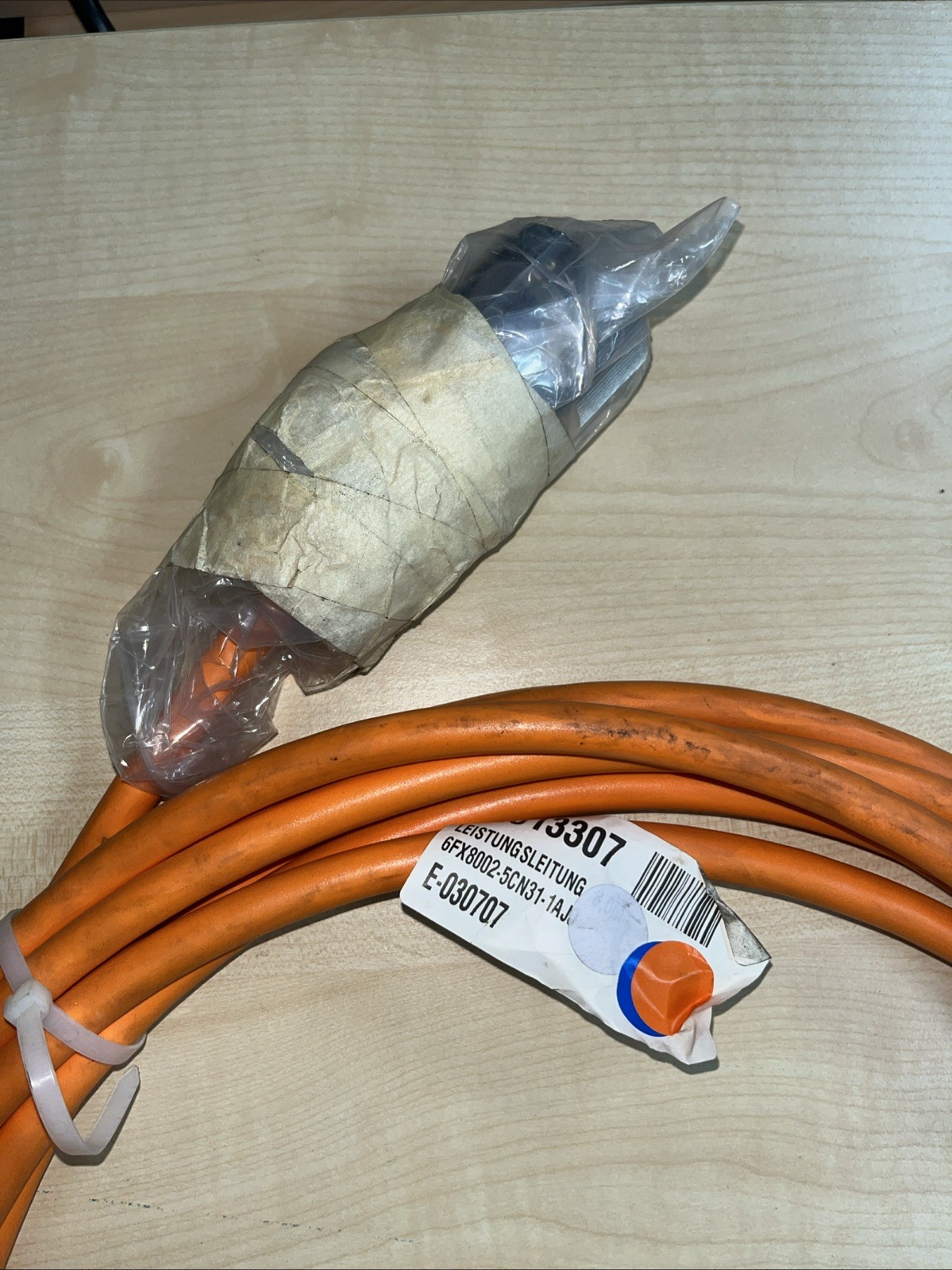 Siemens 6FX8002-5CN31-1AJ0 Power Cable – MOTION-CONNECT 800PLUS, 8 m - Bild 4