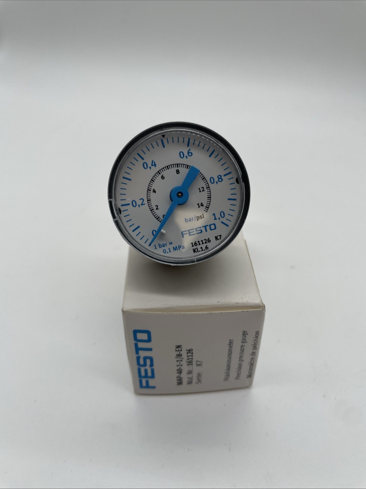 Festo MAP-40-1-1/8-EN precision pressure gauge, 0–1 bar, R1/8, Ø 40 mm – NEW